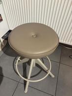 TROLLBERGET bureaustoel kruk IKEA, Huis en Inrichting, Ophalen, Beige, Zo goed als nieuw, Bureaustoel