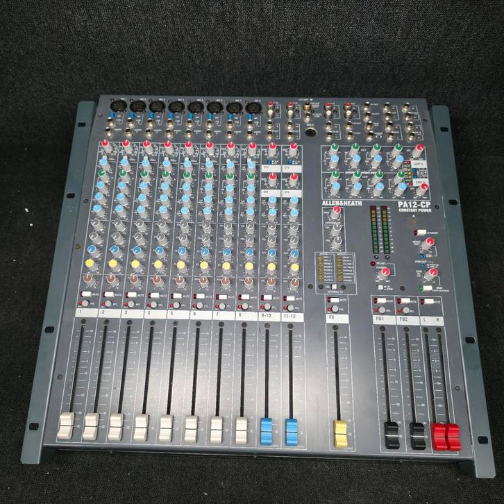 ALLEN & HEATH powered mixer  1000 watt met effecten, Audio, Tv en Foto, Luidsprekerboxen, Ophalen of Verzenden