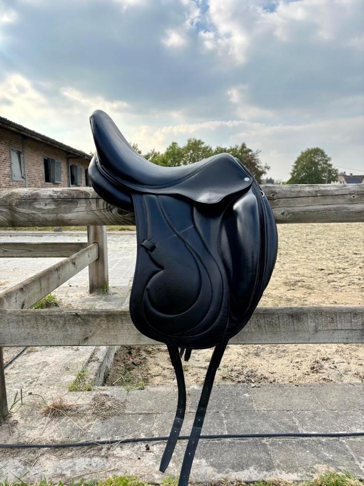 Antarès Cadence dressuurzadel, Dieren en Toebehoren, Paarden en Pony's | Zadels, Gebruikt, Dressuur, Ophalen