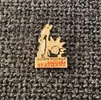 PIN - OUTILLAGE SAINT-ÉTIENNE - VRIJHEIDSBEELD, Verzamelen, Verzenden, Gebruikt, Overige onderwerpen, Speldje of Pin