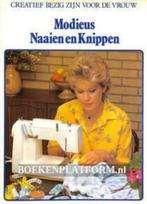 Modieus naaien en knippen Lekturama, Hobby en Vrije tijd, Ophalen of Verzenden, Zo goed als nieuw