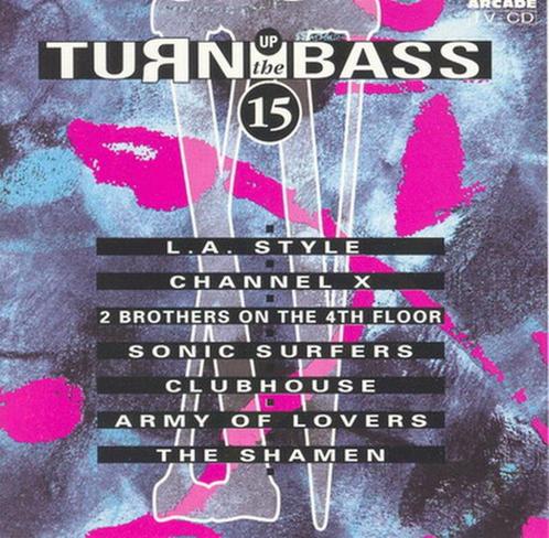 CD * TURN UP THE BASS - Vol. 15, Cd's en Dvd's, Cd's | Dance en House, Zo goed als nieuw, Techno of Trance, Ophalen of Verzenden