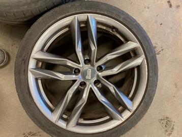 4 aluminium velgen (AUDI) met zomerbanden (19') beschikbaar voor biedingen