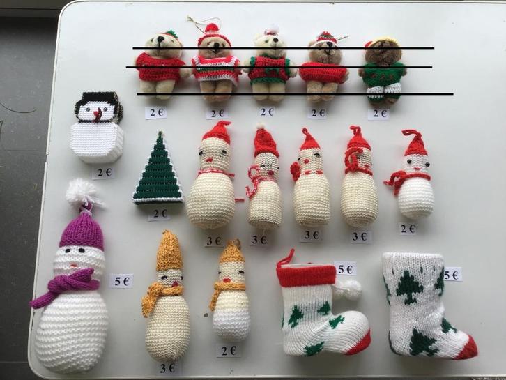 diverse zelf gebreide kerst versieringen en andere, Diversen, Kerst, Zo goed als nieuw, Ophalen of Verzenden