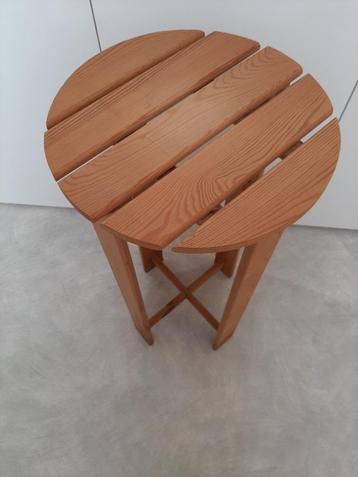 plantenstaander in hout 72 cm hoog beschikbaar voor biedingen