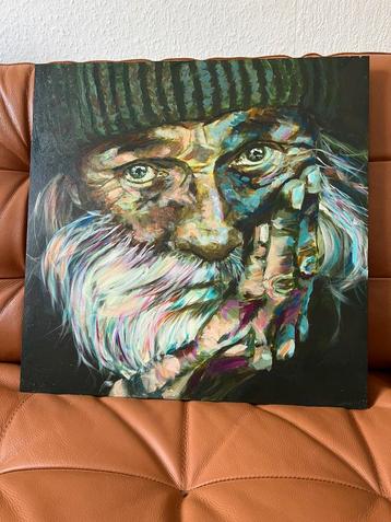 Modern portret oude man beschikbaar voor biedingen