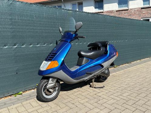 Veiling t/m 28 april: Piaggio Hexagon 125 2T (1996), Fietsen en Brommers, Scooters | Piaggio, Gebruikt, Overige modellen, Benzine