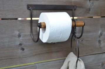 WC-ROLHOUDER MET HANDDOEK RING smeedijzer Landelijk stoer beschikbaar voor biedingen