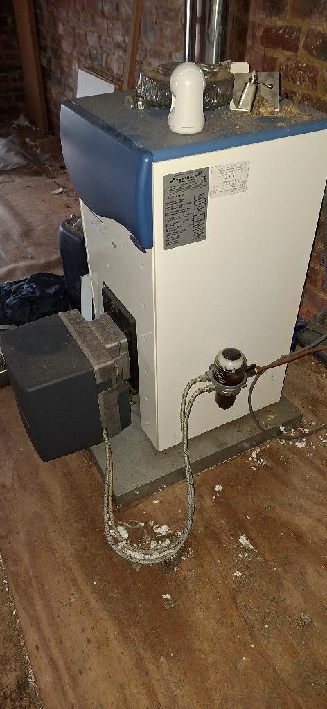 Cv ketel saint roch + inox schouw, Doe-het-zelf en Bouw, Chauffageketels en Boilers, Ophalen