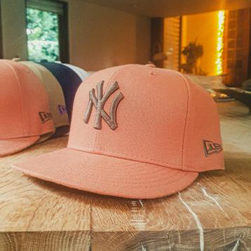 Mooie collectie new era caps in topconditie beschikbaar voor biedingen
