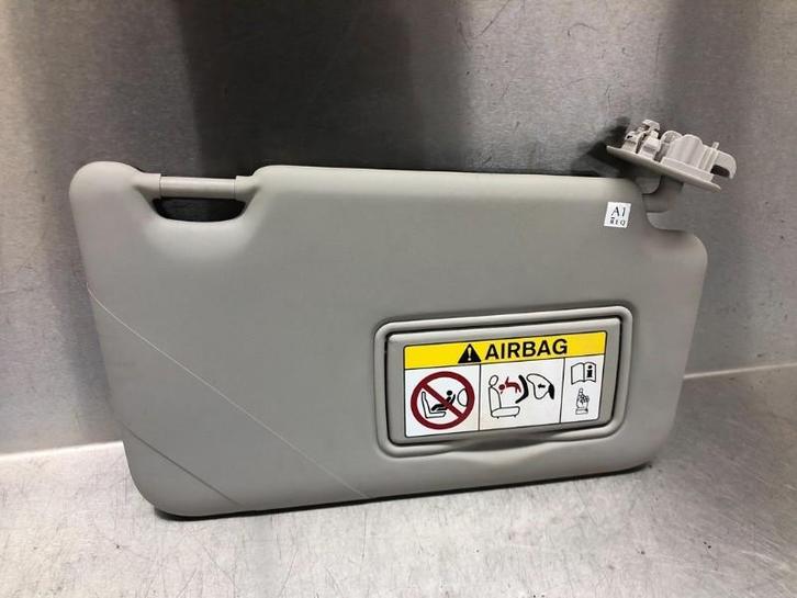 ZONNEKLEP Nissan Micra (K14) (01-2016/12-2024), Auto-onderdelen, Interieur en Bekleding, Nissan, Gebruikt