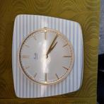 Horloge de cuisine en porcelaine Mauthe électrique, Antiquités & Art, Antiquités | Horloges, Enlèvement ou Envoi