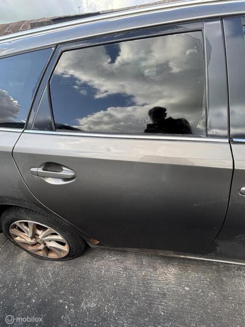 Achterdeur rechts Toyota Auris Touring Sports ('13-'19), Auto-onderdelen, Carrosserie, Deur, Toyota, Achter, Rechts, Gebruikt