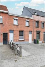 Toffe eengezinswoning met veel potentieel, Immo, 200 tot 500 m², 255 m², 3 kamers, Tussenwoning