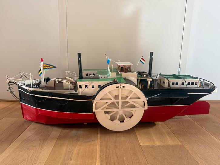 RC-MODEL (ZELDZAAM), Hobby en Vrije tijd, Modelbouw | Boten en Schepen, Ophalen