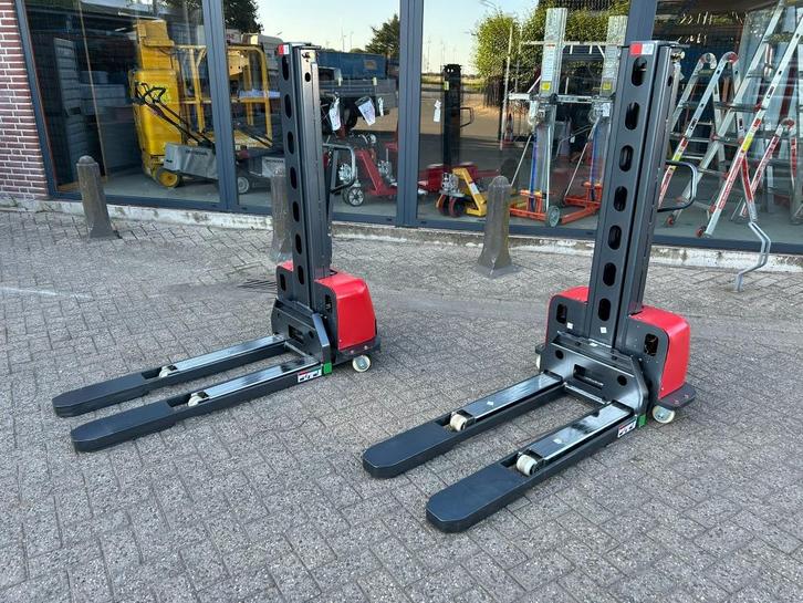 Meeneem stapelaar semi elektrisch 500KG 135CM NIEUW, Doe-het-zelf en Bouw, Lieren en Takels, Nieuw, Elektrisch, Ophalen