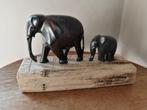 Antieke congolese olifanten, periode 1930 op savannahhout., Antiquités & Art, Art | Sculptures & Bois, Enlèvement ou Envoi