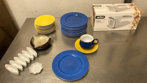 Lot servies / borden / keuken gerief, Huis en Inrichting, Keuken | Servies, Zo goed als nieuw, Bord(en), Ophalen