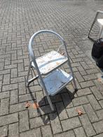 2 laddertjes met 2 treden, Ophalen, Zo goed als nieuw, Ladder