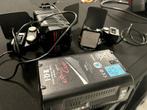 2x torche LED SWIT 2060 et 2010 + batterie Vlock, Ophalen, Gebruikt, Lamp of Flitsset