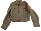 une veste d'uniforme du corps de prévôt canadien, Enlèvement ou Envoi
