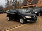 VW POLO 2012 BENZINE 5Deurs 150DKMGEKEURD&GATANTIE, Auto's, Volkswagen, Voorwielaandrijving, Euro 5, 4 cilinders, Zwart