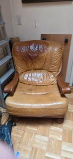 Leren fauteuil / zetel (te Deurne), Enlèvement