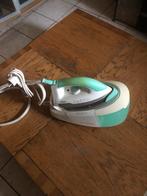 Stoomgenerator met afneembare waterbak, Elektronische apparatuur, Ophalen, Zo goed als nieuw, Strijkijzer met snoer