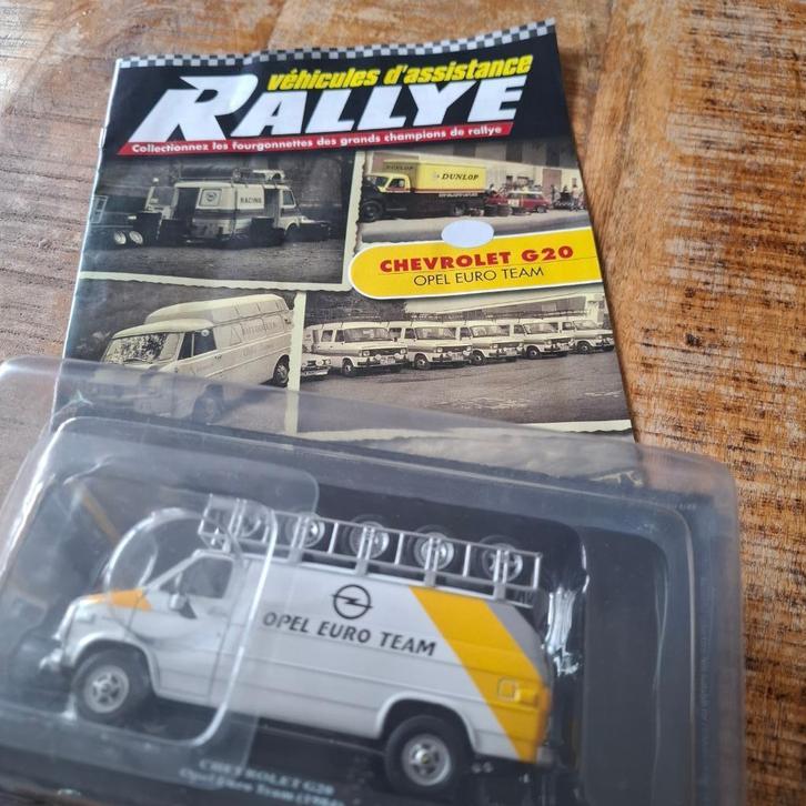 CHEVROLET Van Assistance Rallye OPEL 1/43 IXO U.H.Neuf+Boite, Hobby & Loisirs créatifs, Voitures miniatures | 1:43, Neuf, Voiture