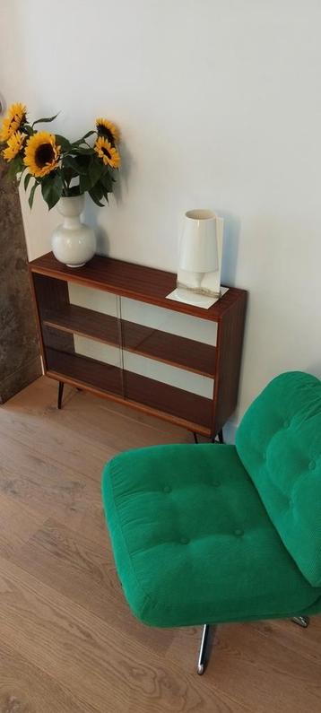 Vintage retro vitrinekast lowboard sideboard highboard beschikbaar voor biedingen