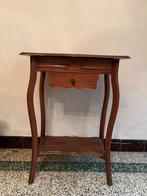 Table d'appoint avec intérieur miroir et casiers de rangemen, Enlèvement, Utilisé, Bois