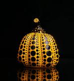Yayoi Kusama: sculptuur met originele doos, Ophalen of Verzenden