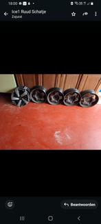 Metalen velgen met wieldoppen 16 inch Opel Crossland 50€, Auto diversen, Wieldoppen, Ophalen, Gebruikt