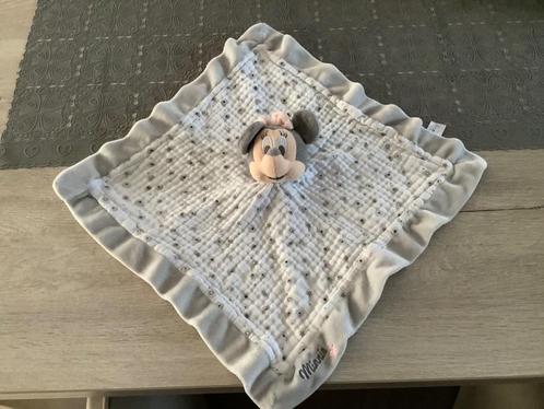 Disney Minnie Mouse knuffeldoekje, Kinderen en Baby's, Speelgoed | Babyspeelgoed, Zo goed als nieuw, Overige typen, Ophalen of Verzenden