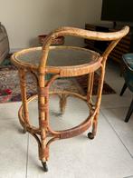 Een mooi Vinted tafeltje met wieltjes, Antiek en Kunst, Ophalen