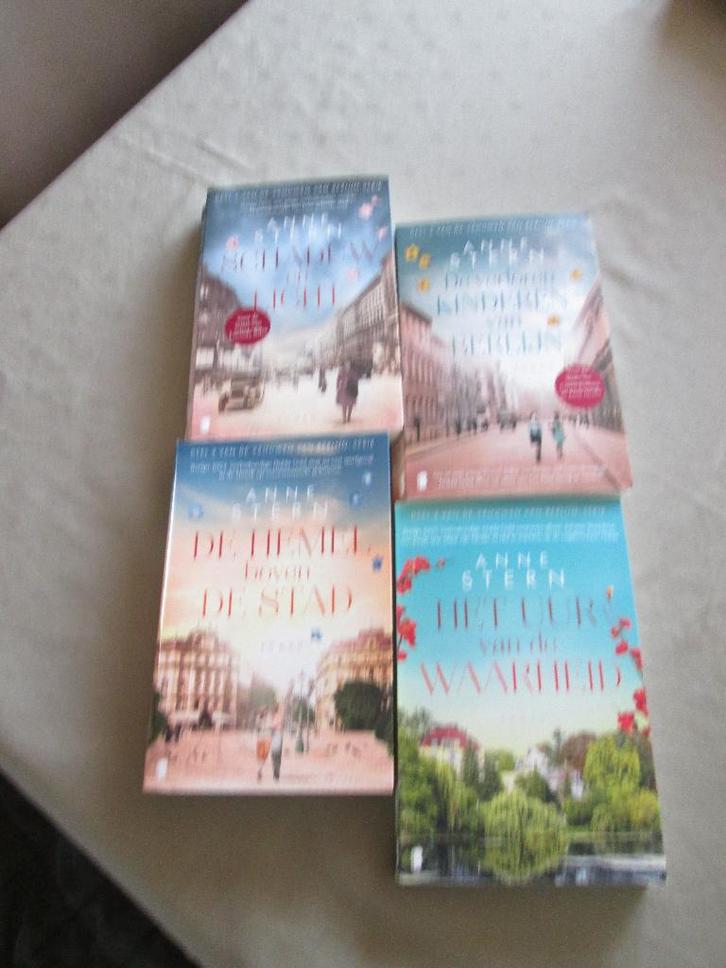 De vrouwen van Berlijn, ... Het uur van de waarheid A Stern, Boeken, Romans, Gelezen, Verzenden