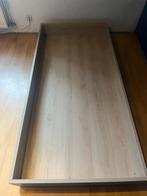 Bak voor onder bed, Ophalen, Zo goed als nieuw