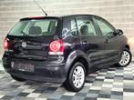 Volkswagen Polo 1.2 ESSENCE - 5 PORTES - CLIM, Autos, Achat, Entreprise, Boîte manuelle, Noir