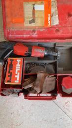 Hilti DX400 met nagels, Doe-het-zelf en Bouw, Ophalen, Zo goed als nieuw