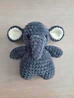 Zelfgemaakte gehaakte olifant, Hobby & Loisirs créatifs, Tricot & Crochet, Comme neuf, Enlèvement ou Envoi