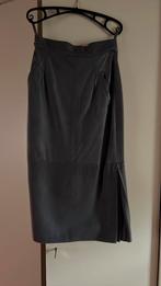 Lange grijze lederen rok maat smal, Kleding | Dames, Rokken, Ophalen, Zo goed als nieuw, Maat 36 (S), Grijs