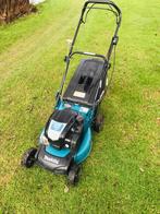 Grasmaaier makita zelftrekker benzine, Tuin en Terras, Ophalen, Cirkelmaaier, Benzine-grasmaaier, 40 t/m 49 cm