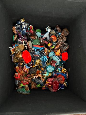 70+ Skylanders, Aventure et Action, Enlèvement, Utilisé, À partir de 3 ans