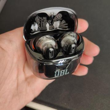 JBL Tune Flex earphones beschikbaar voor biedingen