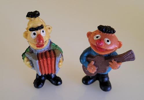 Heimo Bert met accordeon en Ernie met gitaar, Collections, Jouets miniatures, Utilisé, Enlèvement ou Envoi