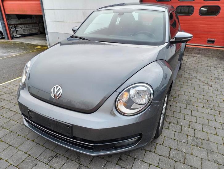Vw beetle 1.2 Essence, Autos, Volkswagen, Particulier, Coccinelle, Essence, Euro 5, Hatchback, 3 portes, Boîte manuelle, Argent ou Gris