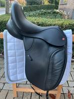 Selle de dressage Thorowgood T8 noire 18 pouces, Animaux & Accessoires, Enlèvement ou Envoi, Utilisé, Dressage