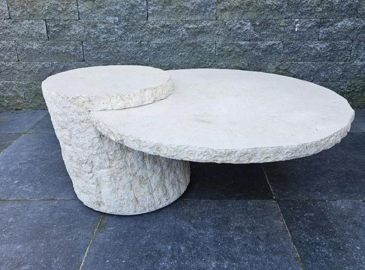 Maitland Smith Designer salontafel van mactan stone, Huis en Inrichting, Tafels | Salontafels, Zo goed als nieuw, Minder dan 50 cm