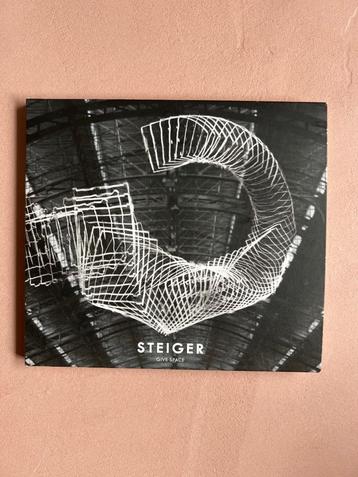 Cd Steiger - Give Space beschikbaar voor biedingen