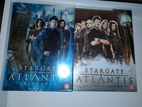 Stargate Atlantis Seizoen 2 en 5, CD & DVD, DVD | TV & Séries télévisées, Enlèvement ou Envoi
